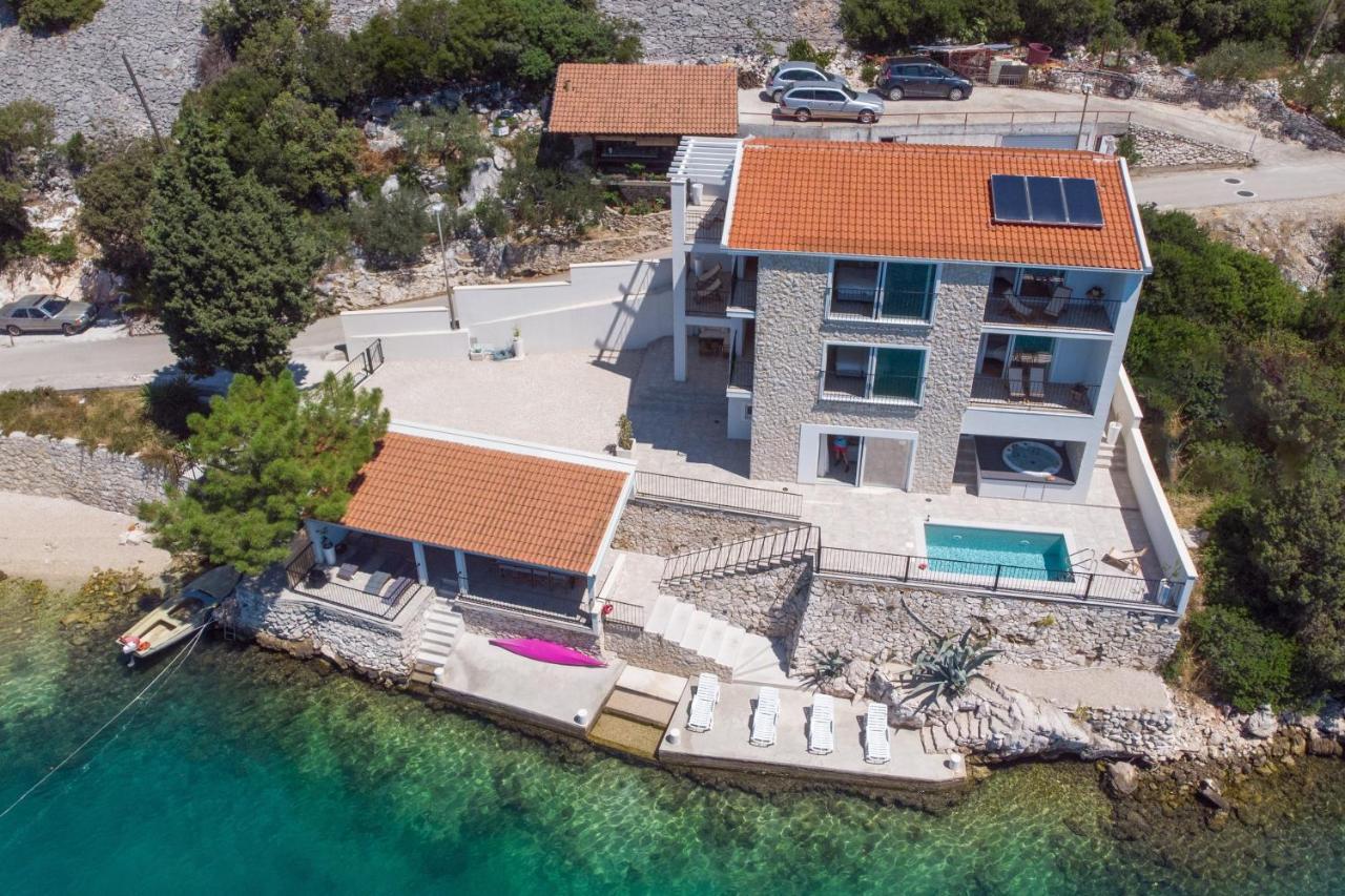 Villa Simpleza เคล็ค ภายนอก รูปภาพ