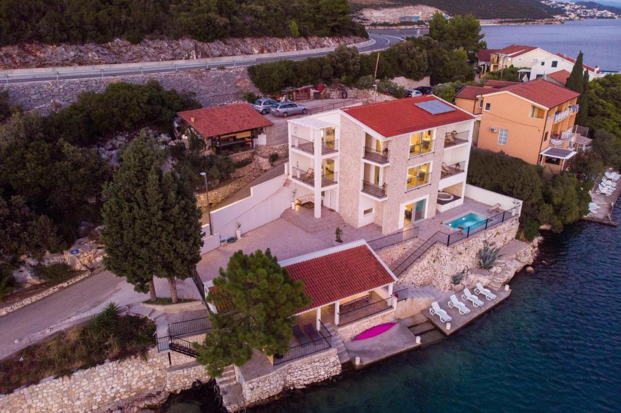Villa Simpleza เคล็ค ภายนอก รูปภาพ